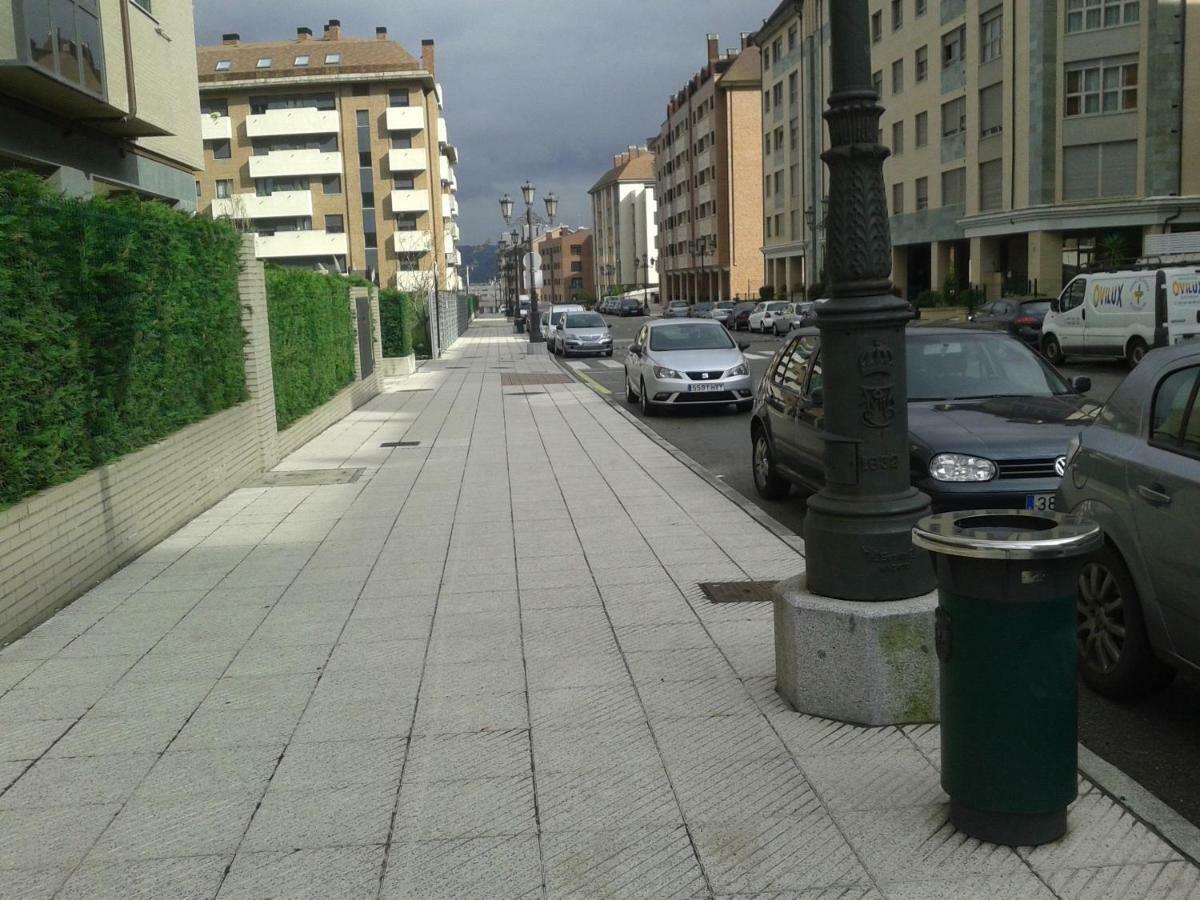 奥维耶多Torre De La Fuente Aprtovistas Piscina Parking公寓 外观 照片